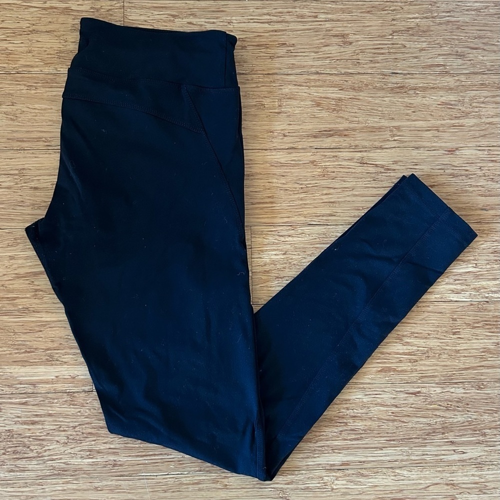 Lorna Jane Black Leggings with Side Pockets Size Large Inseam 28